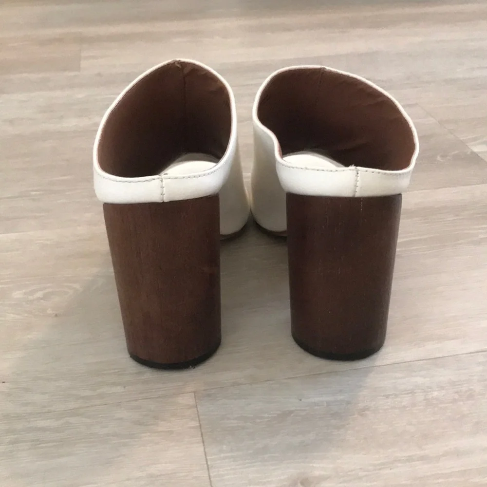 Urban outfitters block heels - Picture 3 of 7